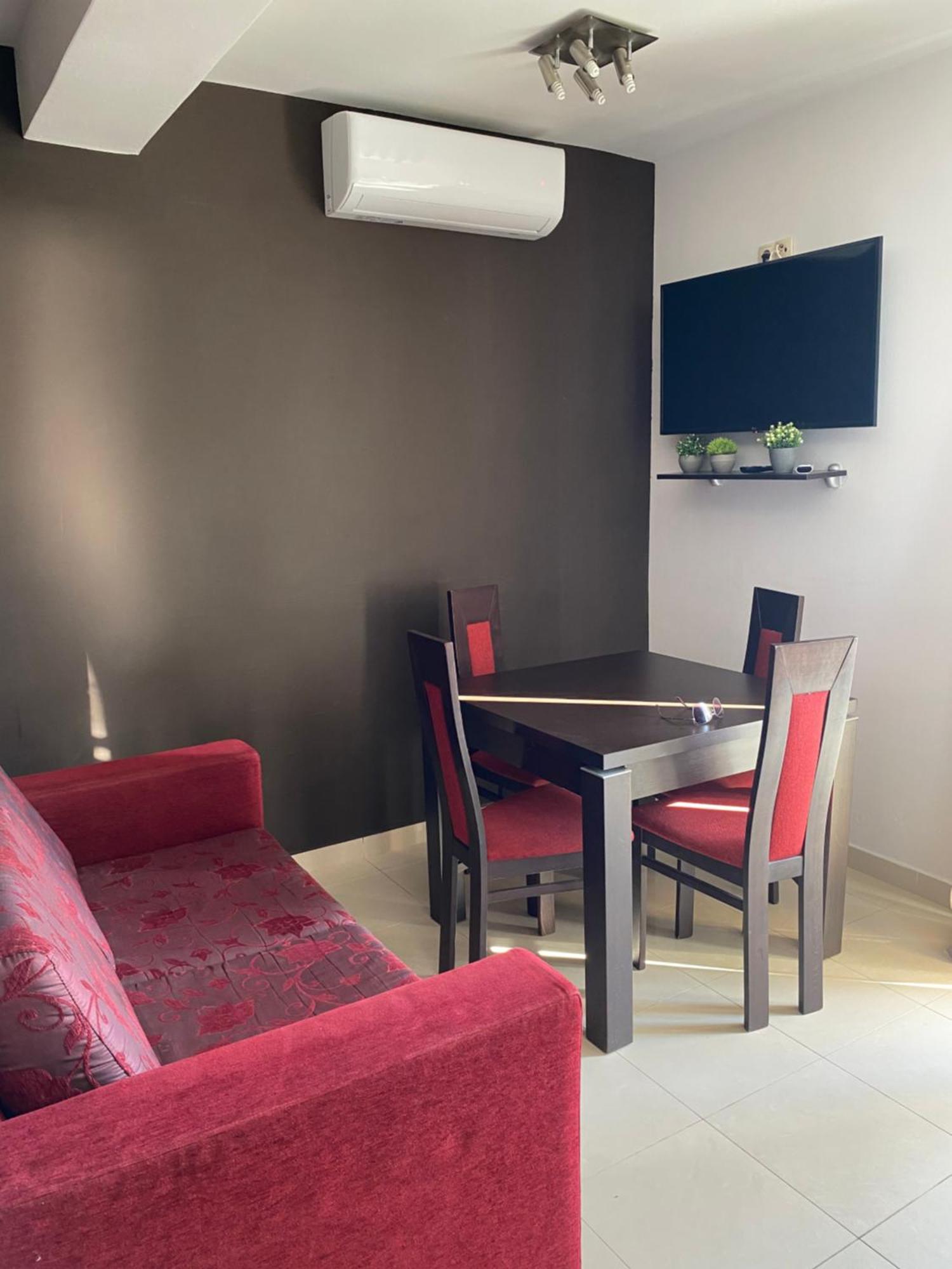 Apartment Lydia Bilan Vodice Eksteriør billede